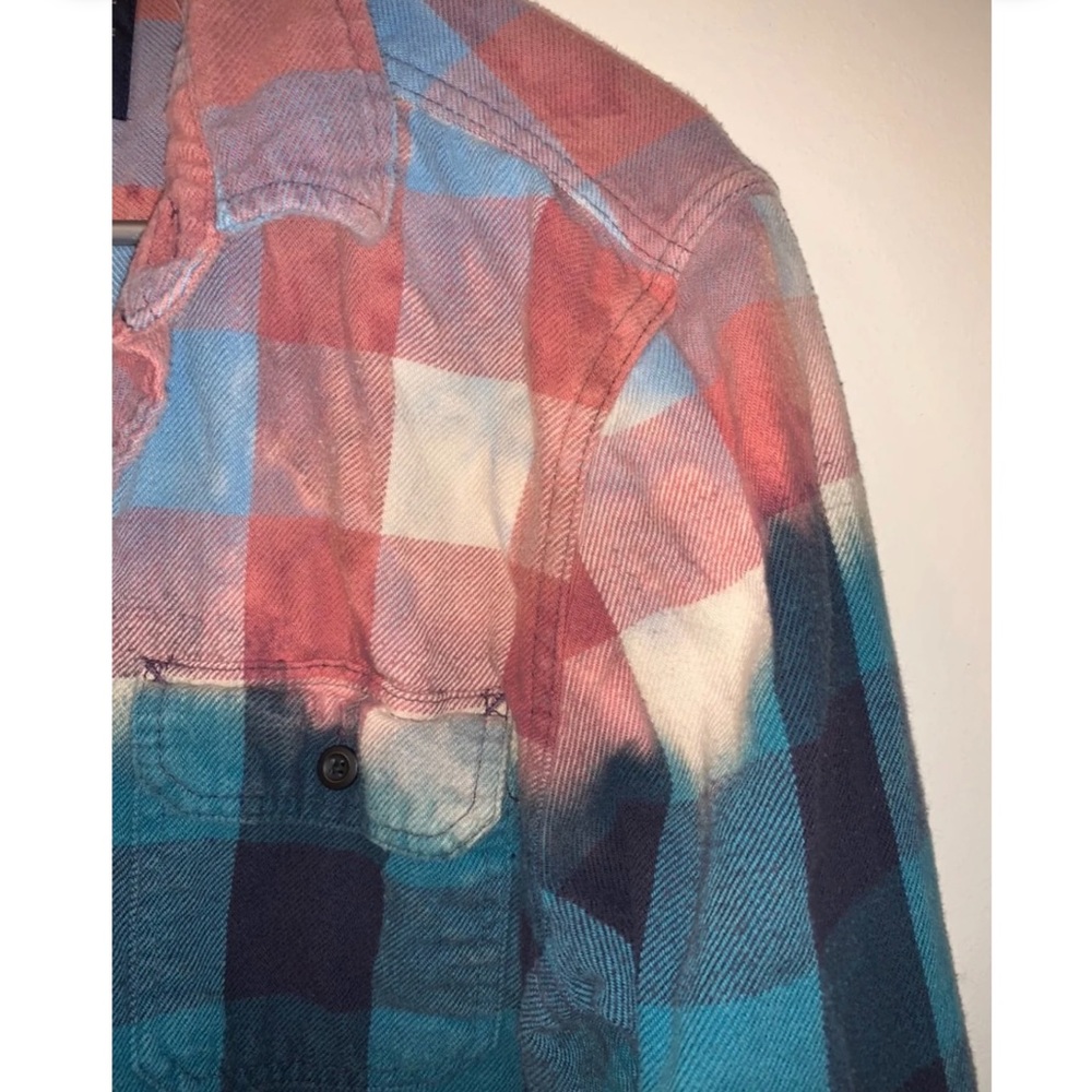 American Eagle Bleach Dipped Flannel - Picture 5 of 7